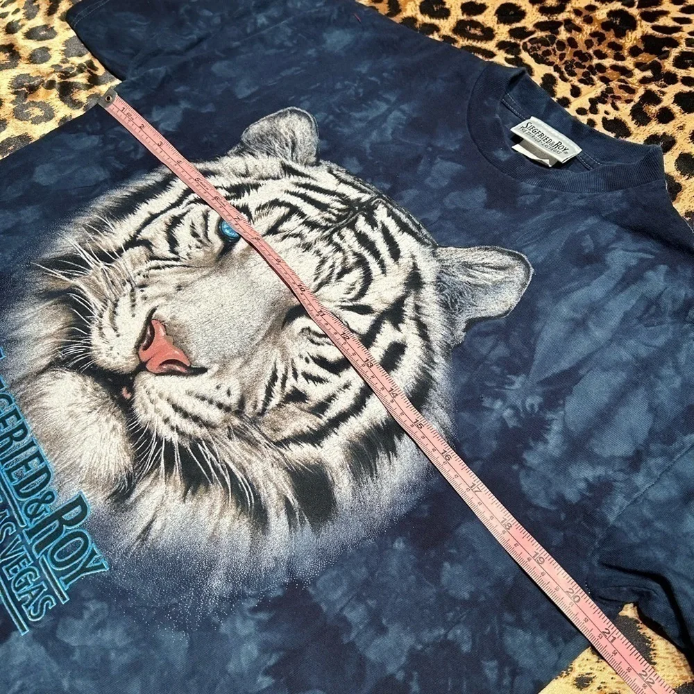 Vintage Siegfried & Roy White Tiger Tie Dye T-Shirt - Picture 6 of 7